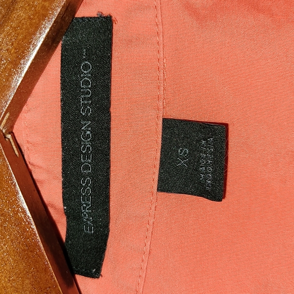 Express Design Studio Shirt / Size XS / Coral (bright) - Picture 2 of 7